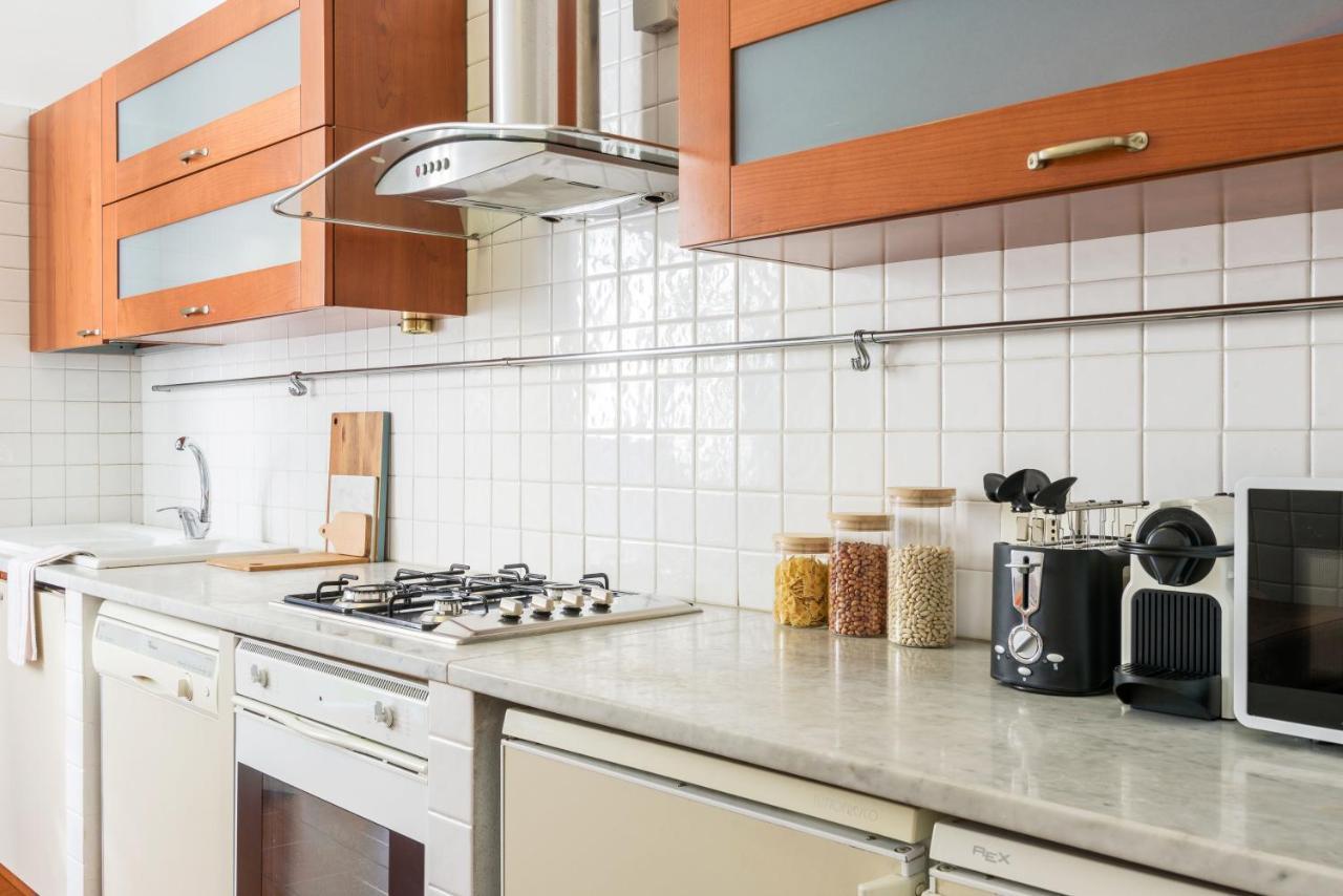 Moscova Flexyrent Apartment Milan Bagian luar foto